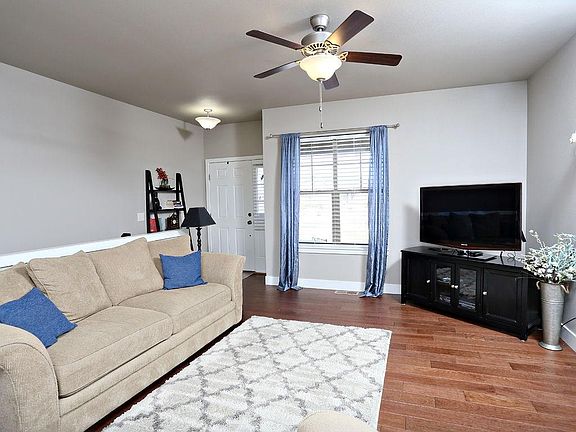 3rd image of 5353 Sundance Mountain Cir