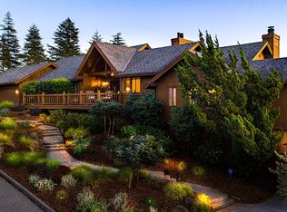 2525 Laguna Vista Dr, Novato, CA