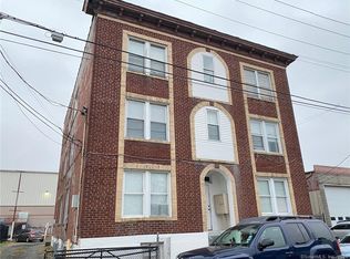84 Elizabeth St #92, Bridgeport, CT 06610