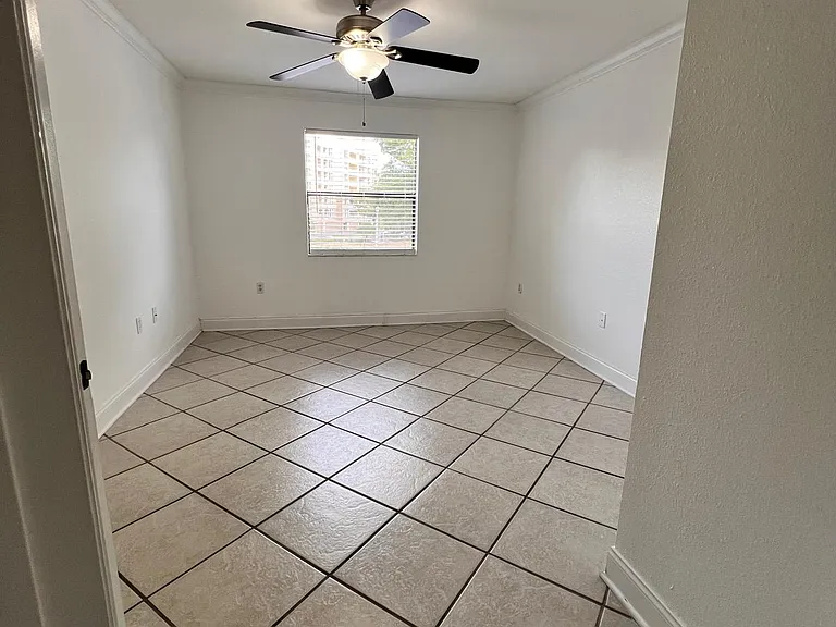 3004 Parkway Blvd #209 — Photo 30