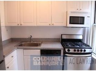 24 E 10th St, New York, NY 10003