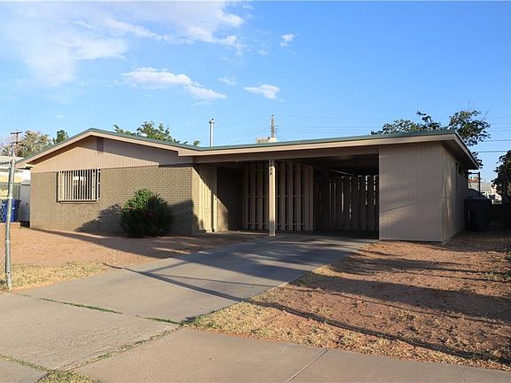 2nd image of 5828 Macaw Ave