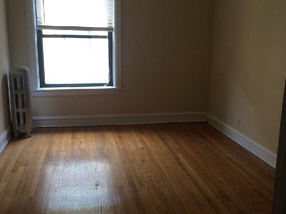 3rd image of 4839 N Wolcott Ave #2AA