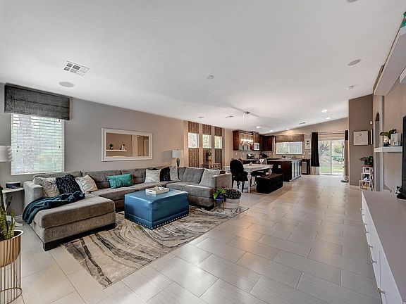 5th image of 4515 Cape Elizabeth St