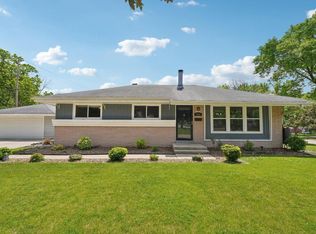 235 Debbie Dr, Waukesha, WI 53189