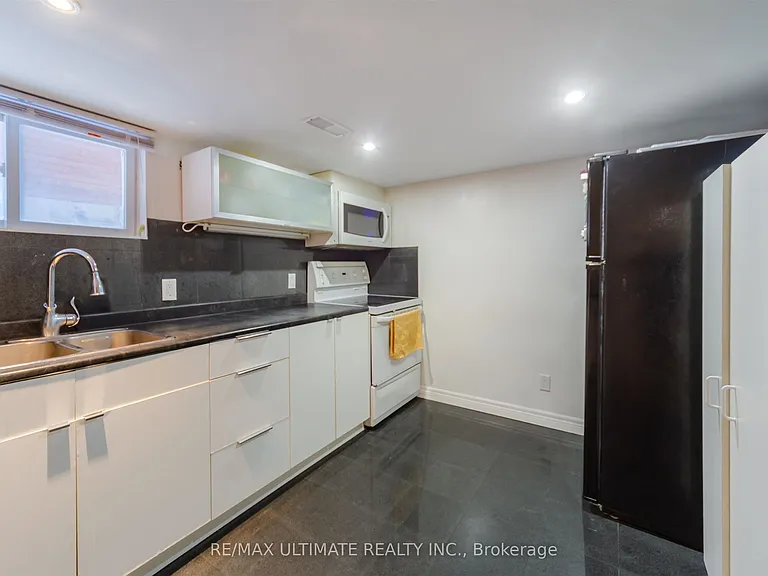 46 Lorindale Ave #LOWER — Photo 4
