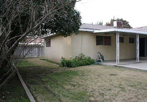 4th image of 145 Charlene Dr