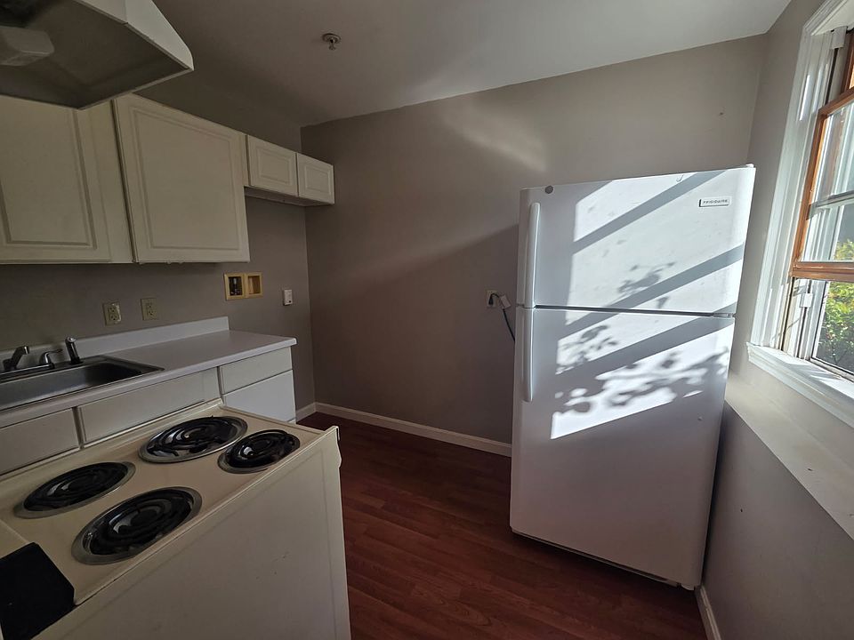 1st image of 35 Lebanon St APT D