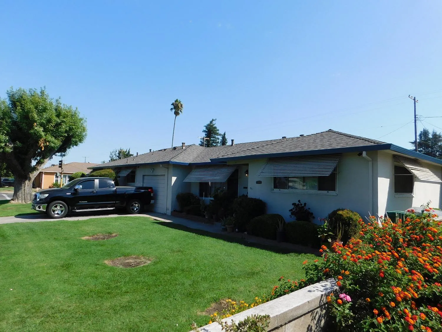 408 W Tokay St photo 1