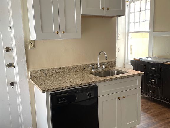 4th image of 1437 Audubon St