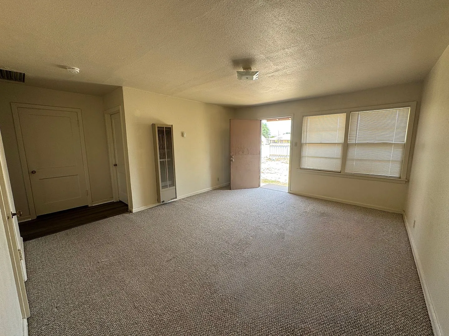 Hubbard Union Apartments — Photo 3