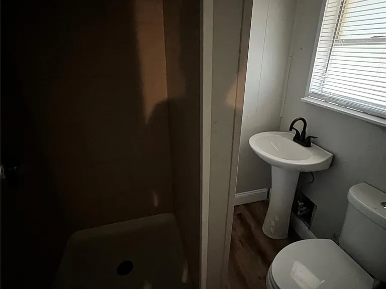 1380 Fairway St — Photo 5