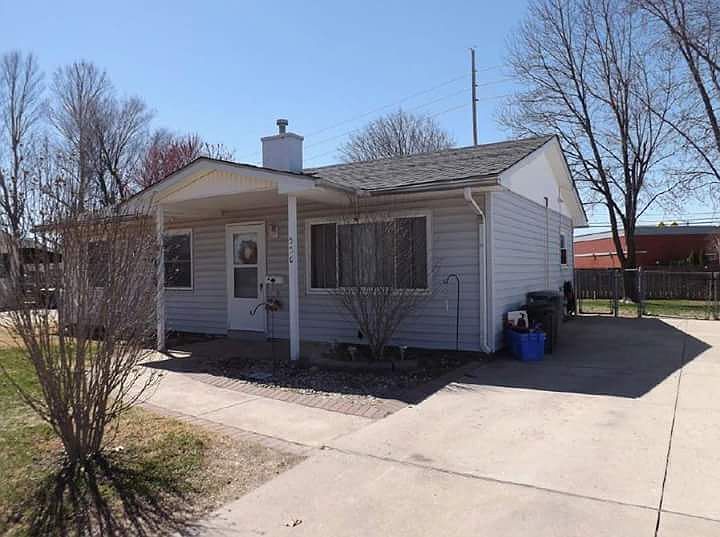 1st image of 550 N Brushey Grove Ave