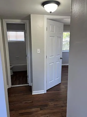 2 bed, 900 sqft, $850 — Photo 3