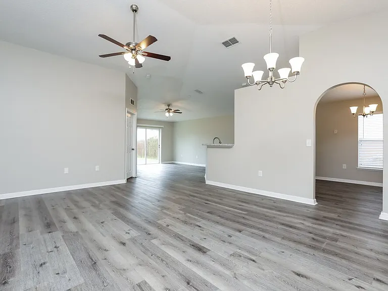 3536 Stonefield Dr — Photo 3