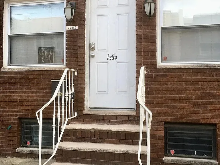 2202 S Woodstock St — Photo 1