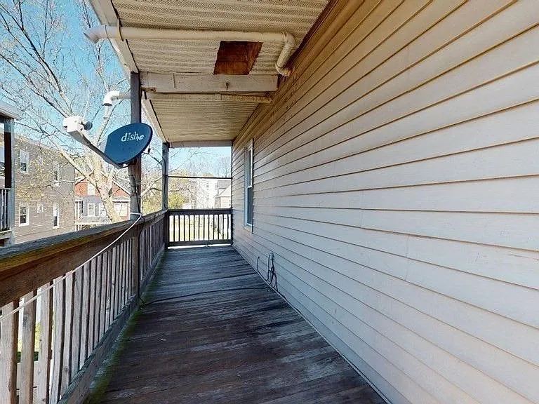 22 Hendry St #2 — Photo 9