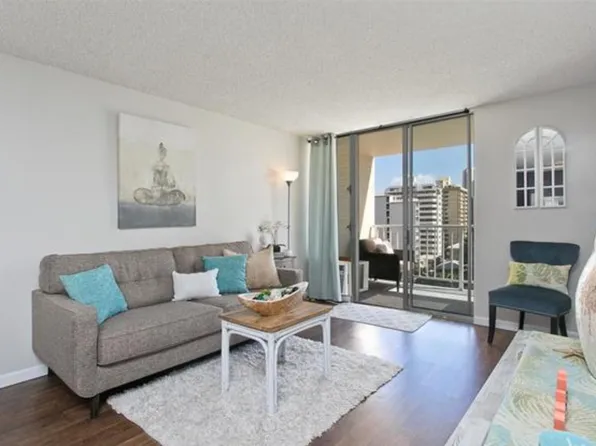 2452 Tusitala St, Honolulu, HI