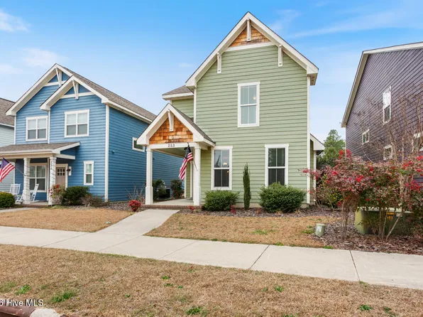 253 Legacy Lakes Way, Aberdeen, NC 28315