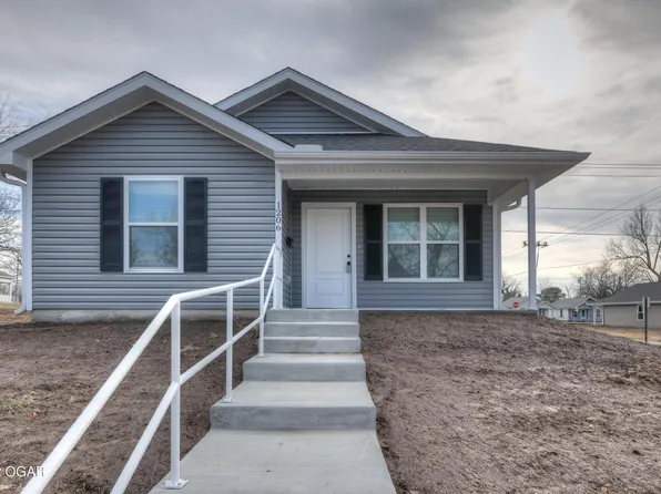 1206 Hill St, Joplin, MO 64801