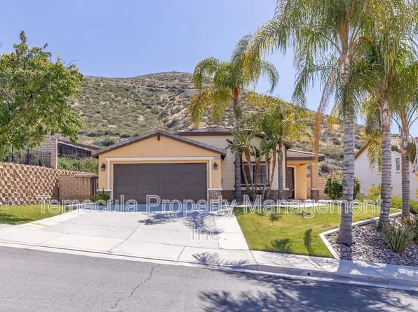 23353 Badger Creek Ln, Canyon Lake, CA 92587