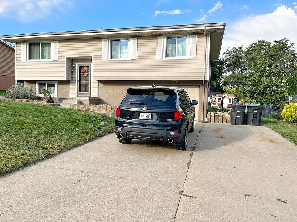 1st image of 4104 Ramblewood Dr
