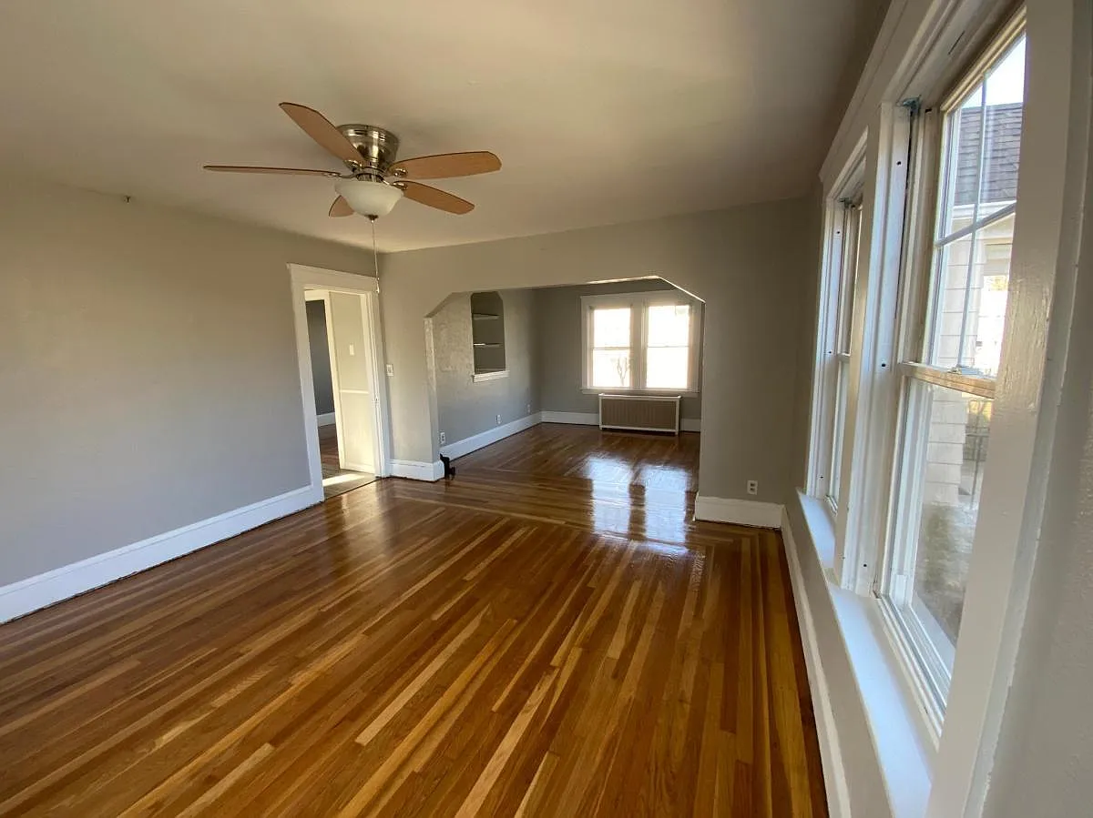 434 Sharon St — Photo 2