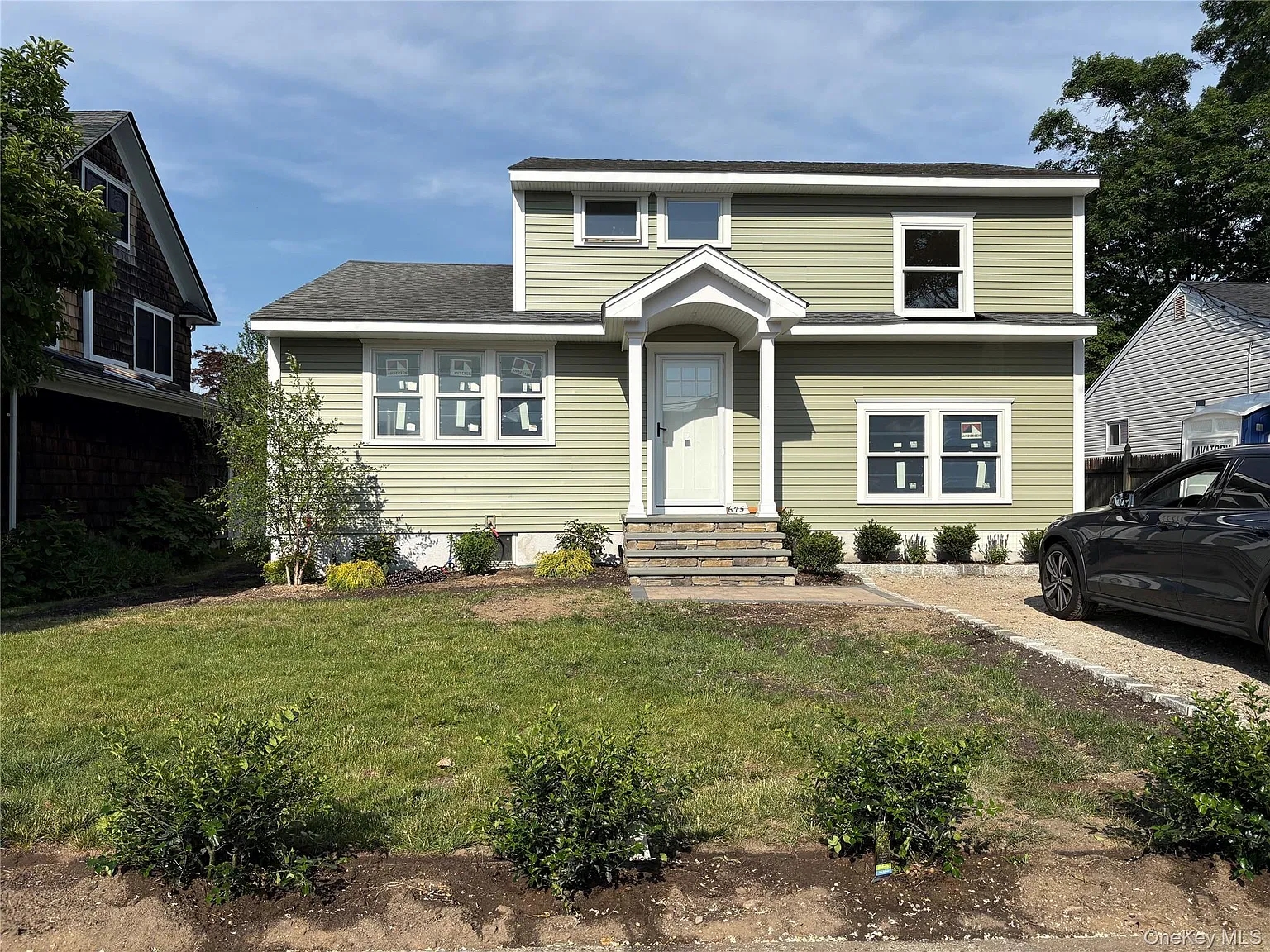 5 bed, 2.0 bath, 1589 sqft, $5,300 — Photo 2