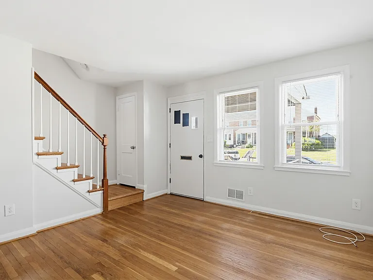 7536 Westfield Rd — Photo 6