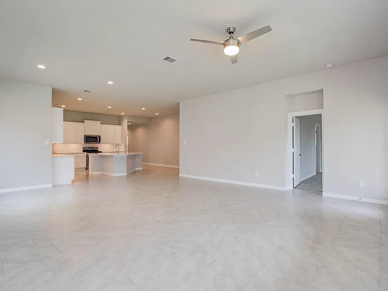 28511 Eli Eagle St — Photo 20
