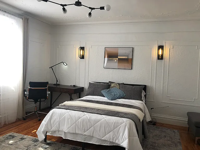 712 Leonard St #1 — Photo 8