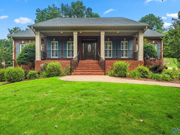 2845 Saddletree Blvd NE, Huntsville, AL 35811