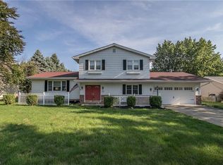 222 Rustic Hill Ln, Amherst, OH 44001