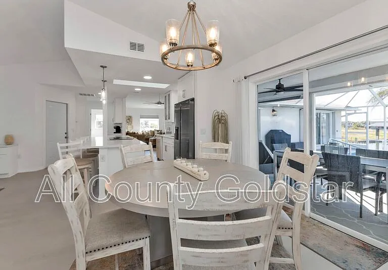 9509 Saint Paul Dr — Photo 10