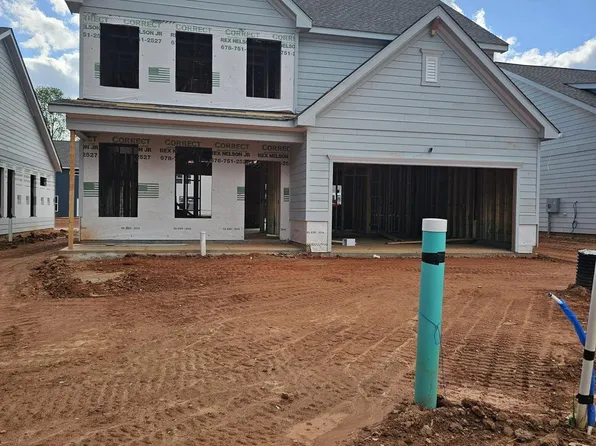 6045 Morrow Dr, Flowery Branch, GA 30542