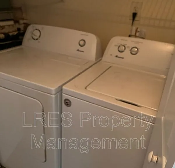 4564 Pheasant Run Dr — Photo 35