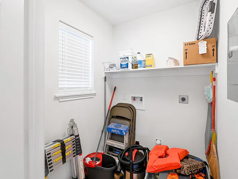 747 Waypoint Dr — Photo 22