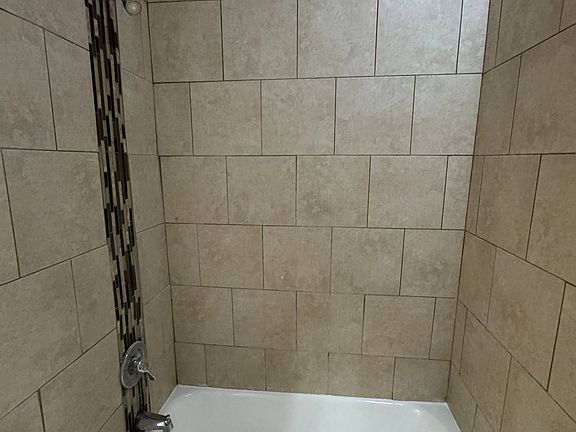 4th image of 77-79 N 9th St #14