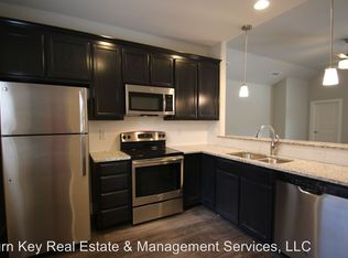 220 Stewart Bend Ct APT B, Azle, TX 76020