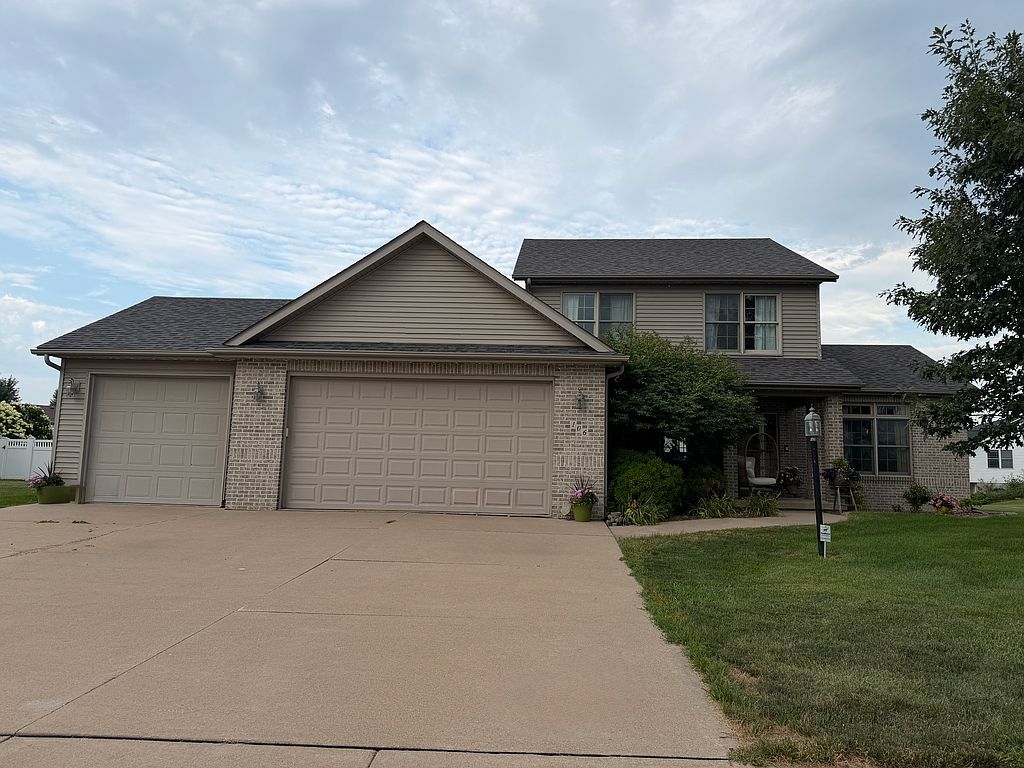 106 Park View Dr - Property Image