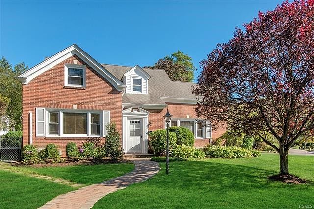 Welcome to 10 Madison Rd