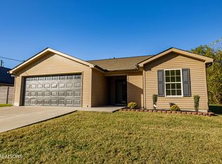 7709 Stonewood Creek Dr, Corryton, TN 37721