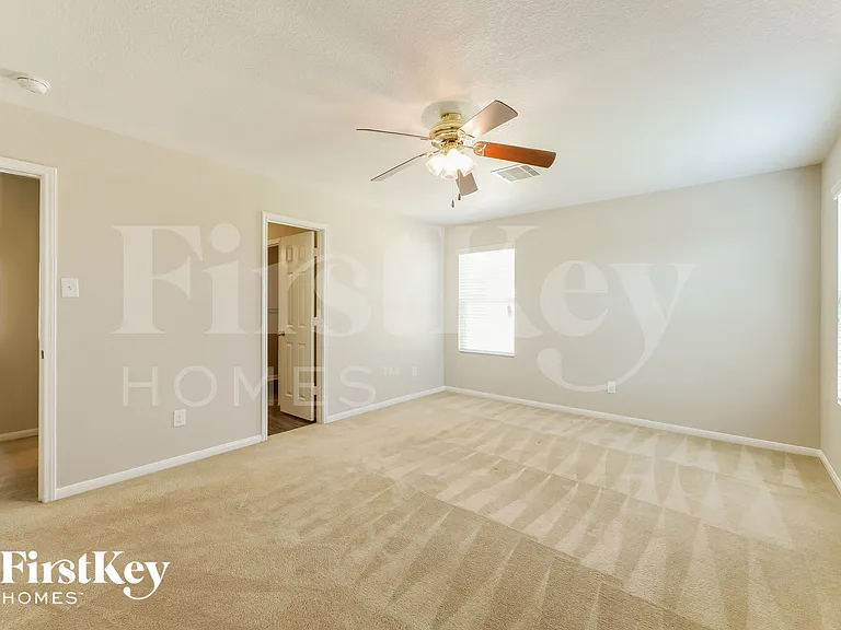 9909 Hyacinth Way — Photo 10