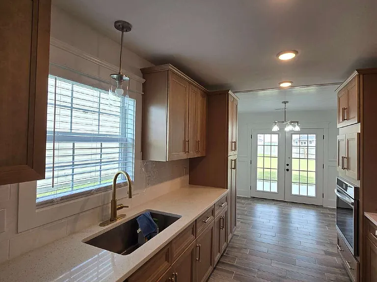 302 Kingston Rd — Photo 16