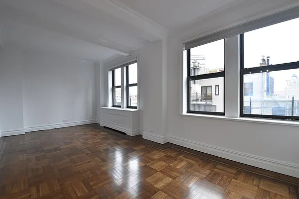 Rented by (Legacy) NY Quality Living Uptown | media 12
