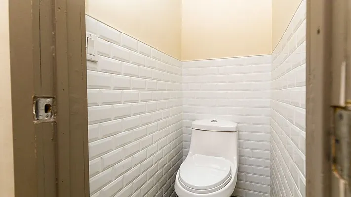 Rented by Nooklyn NYC LLC | media 27