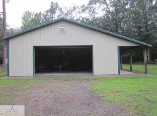 2423 E Townline Lake Rd, Harrison, MI 48625