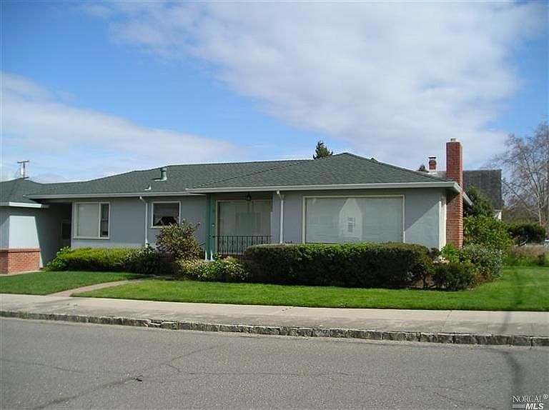 1st image of 109 Dana St
