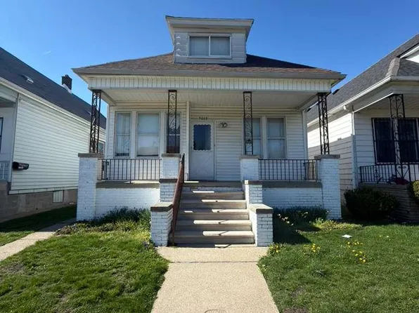 5033 Harold St, Hamtramck, MI 48212