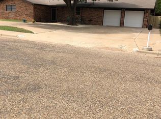 2036 Tech Dr, Levelland, TX 79336